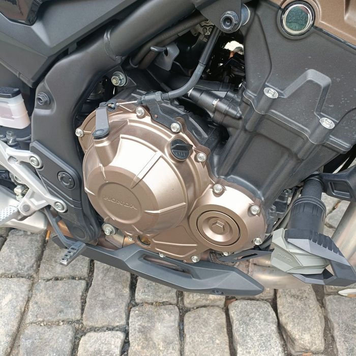 Vendo Honda 500f  2023