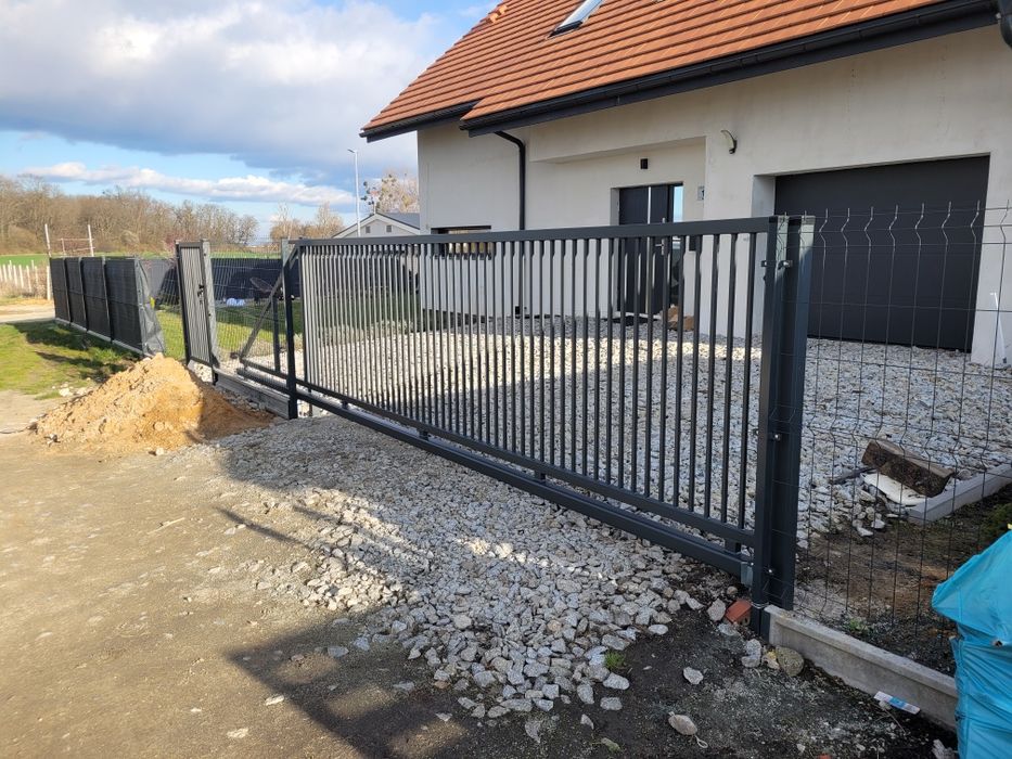 Ogrodzenia panelowe. Furtki. Bramy. MONTAŻ