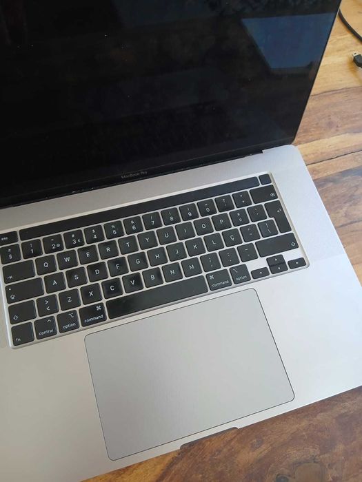 MacBook Pro 16inch