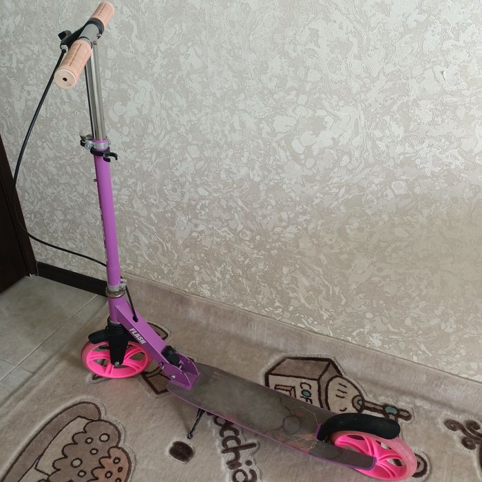 Продам Самокат дитячий