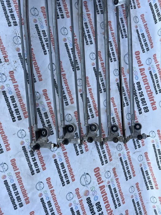 Трапеція двірників склоочисника опель зефіра б. Opel zafira b 13145557