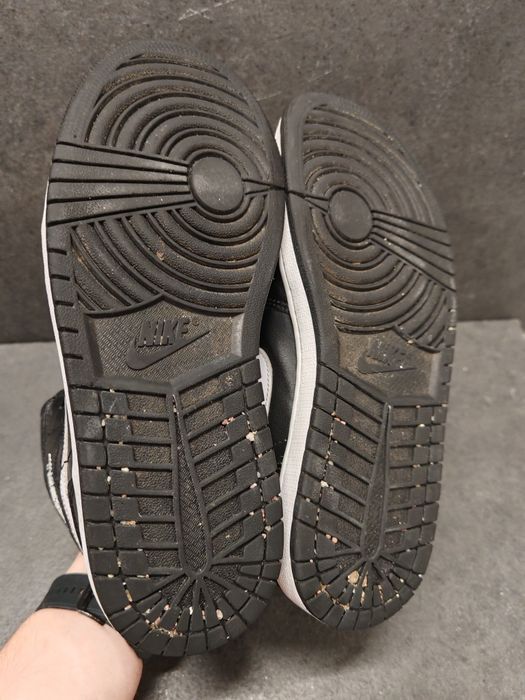 Nike air Jordan 1 mid r. 40.5