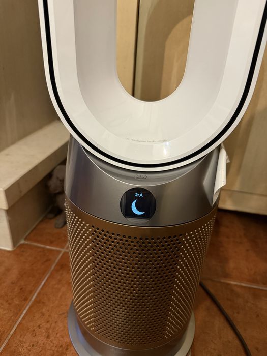 Dyson hot+cool. HP09