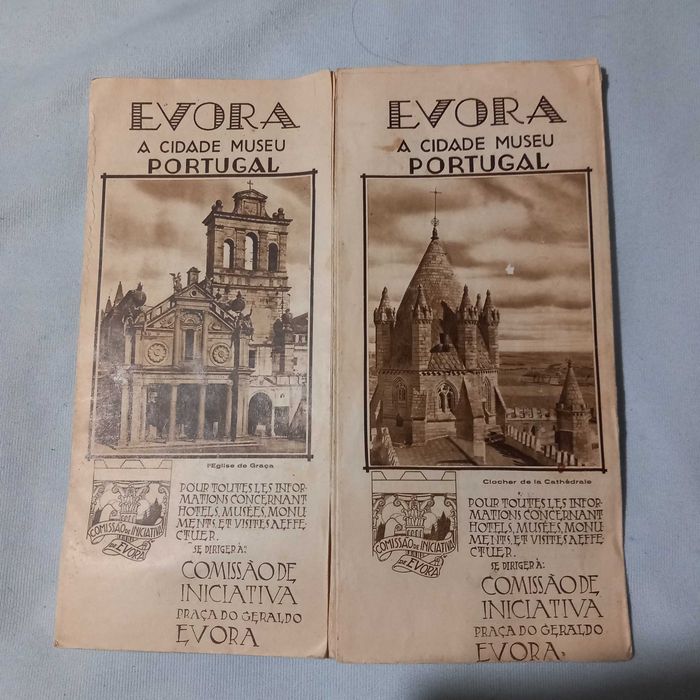 Antigo guia turístico cidade de Évora