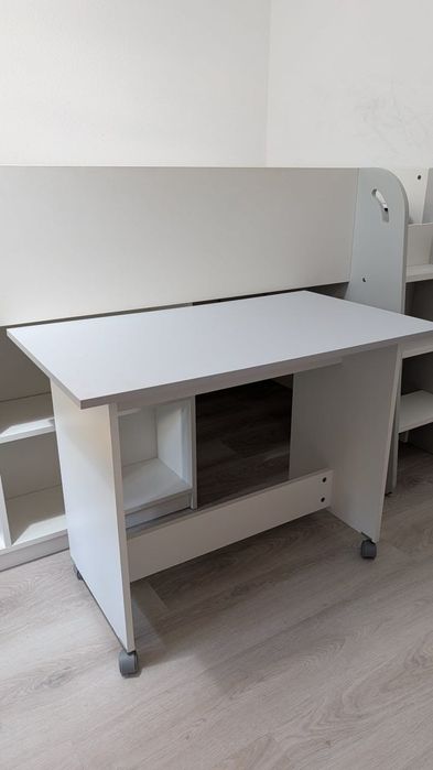 Cama alta de solteiro / crianças