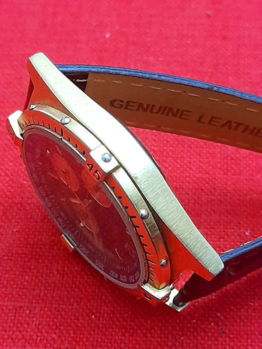 V E N D I D O.       Breitling multifunções