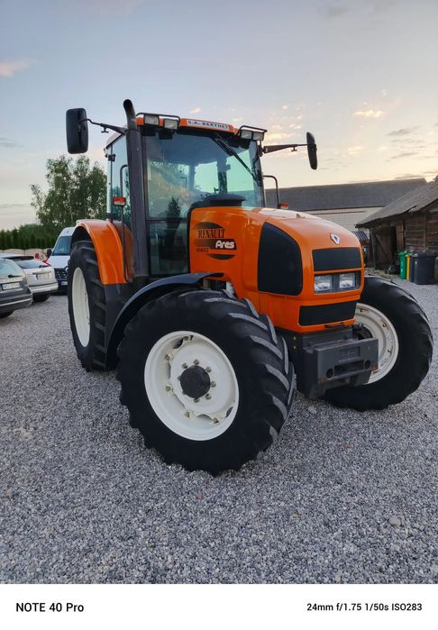 Renault Ares 616 rz  Klimatyzacja 2002r 120 km