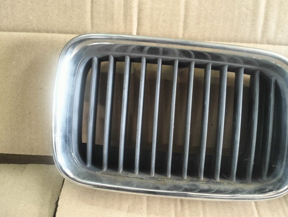 BMW E36 grille  otginał