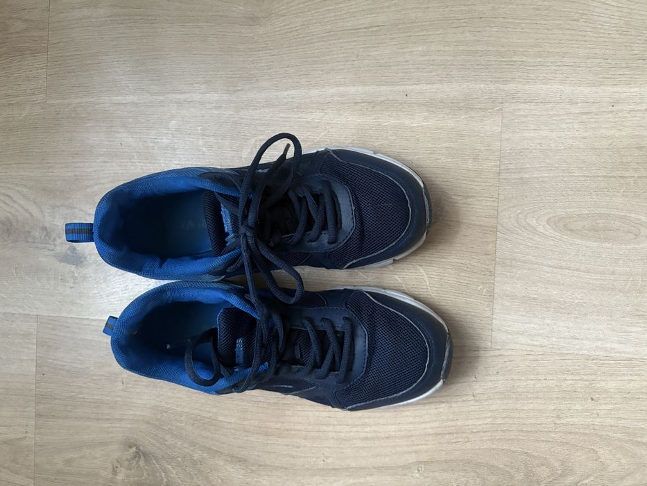 Adidasy uniwersalne