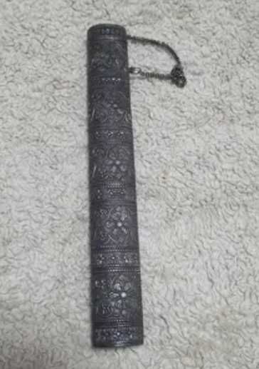 Срібний футляр для документів