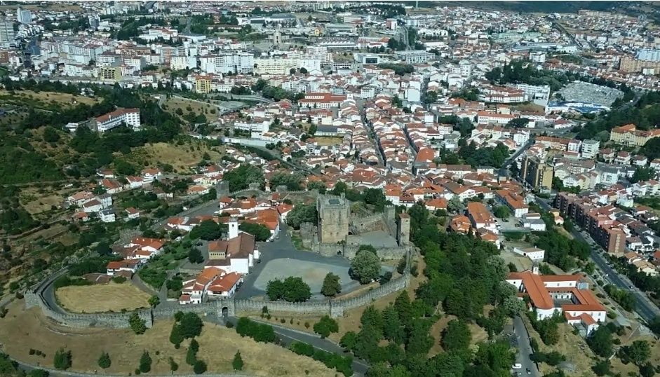 Casa para reconstrução ideal para turismo rural