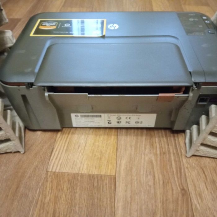 Принтер deskjet Hp 2050A