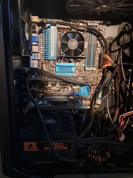 Komputer stacjonarny