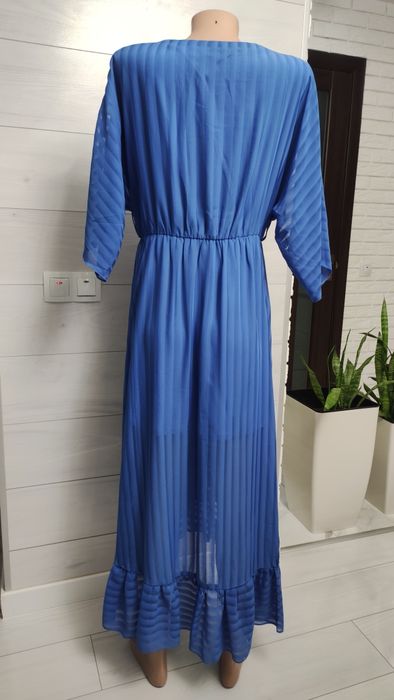 Нарядне плаття в гарному стані