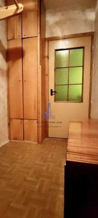 Продаж 1к квартири вул. Милославська 31-Б. Троєщина