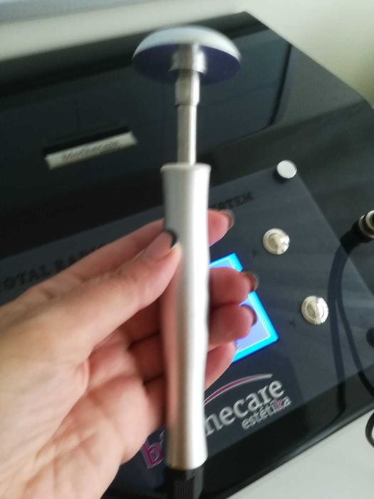 Máquina de Radiofrequência de rosto e corpo