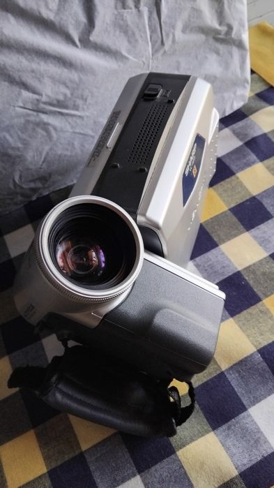 Câmara  video 8  SHARP