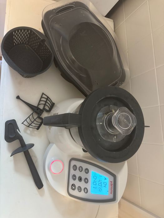 Yammi 2 usada em bom estado