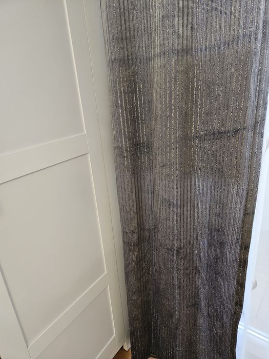 Zasłona srebrna ze srebrną nitka Glamour Home&You r