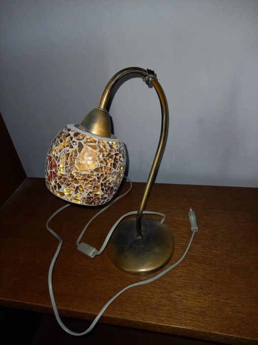 Lampy wisząca i biurowa