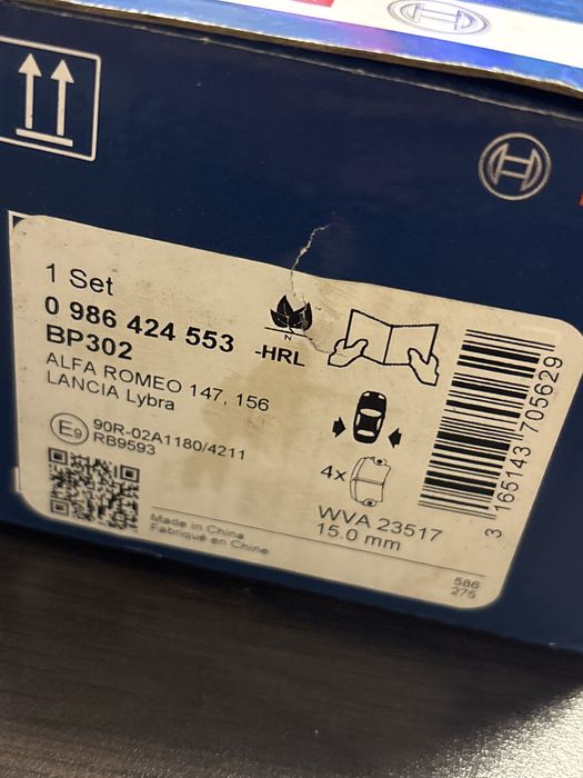 Bosch Klocki hamulcowe kpl.Alfa Romeo 147,156,GT