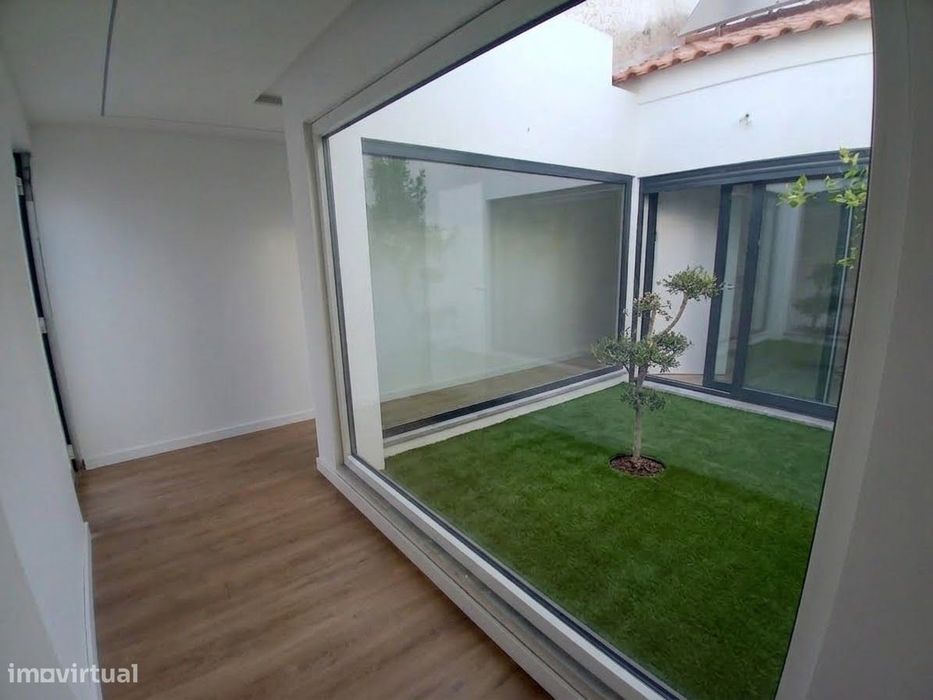 RESERVADA- Moradia T3 com jardim e acessibilidade