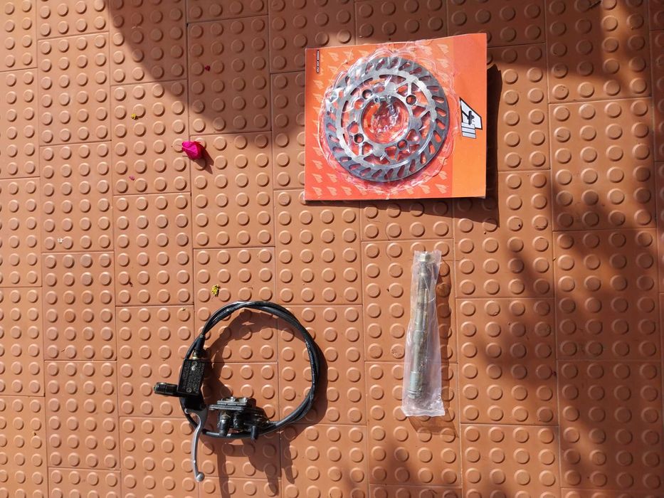 suspensões invertidas pit bike