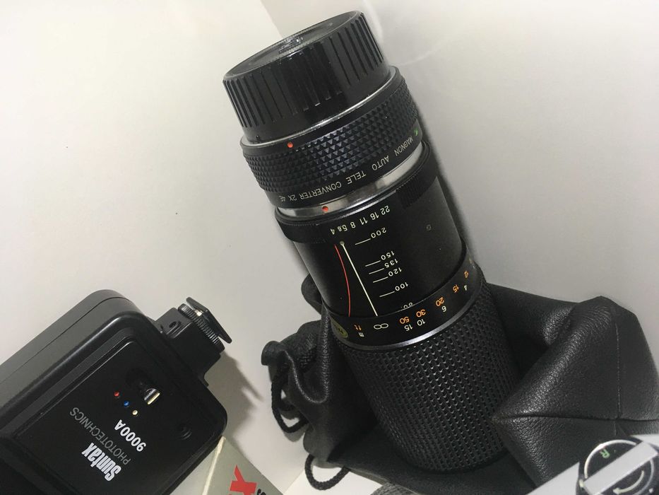 Asahi Pentax K1000 + objectiva e flash