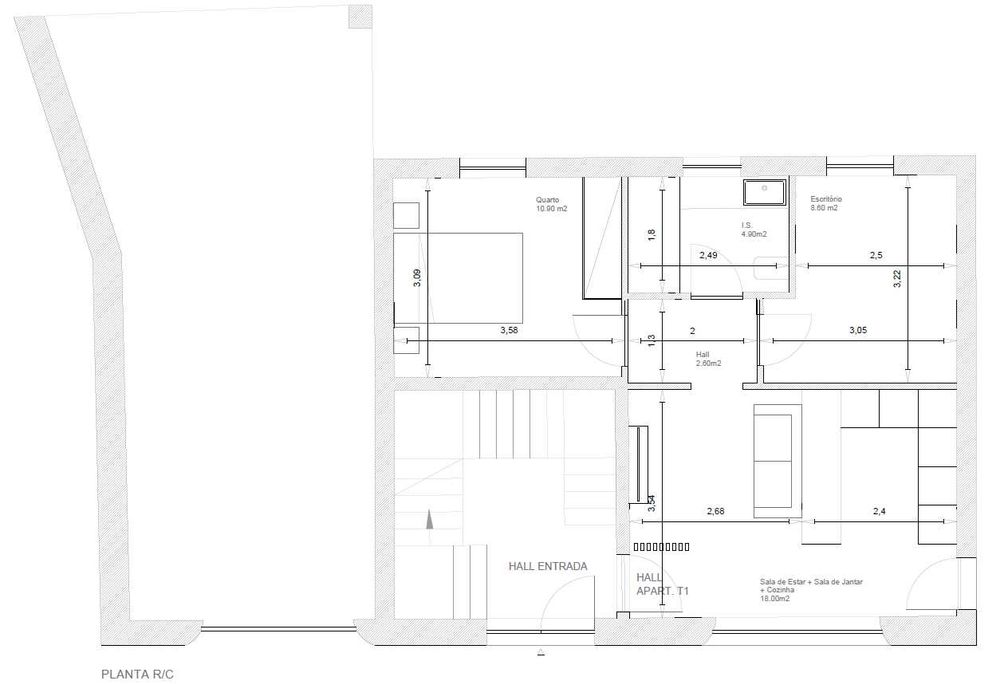 Apartamento T2 em Renovação com Terraço Privativo, Possibilidade de Entrada Independente e Estacionamento Privativo | Zona das Neves, Viana do Castelo