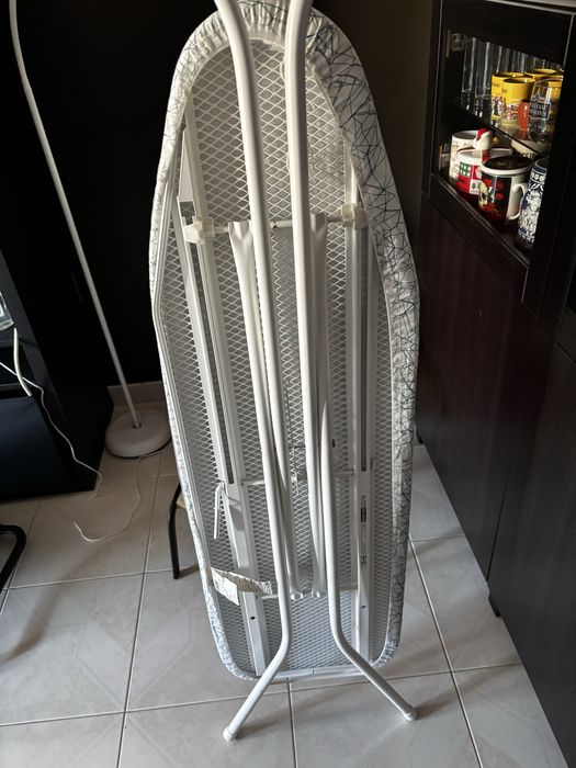 Tábua engomar + ferro