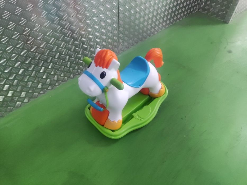 Vendo cavalo para bebê 3 em 1 Ferber