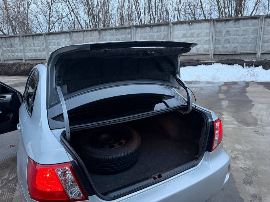 Subaru Impreza газ/бенз Автомат