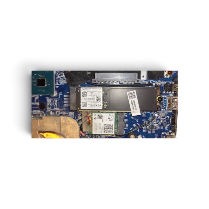 MSI MS-17L1 – 16 GB RAM / M.2 256 GB – na części