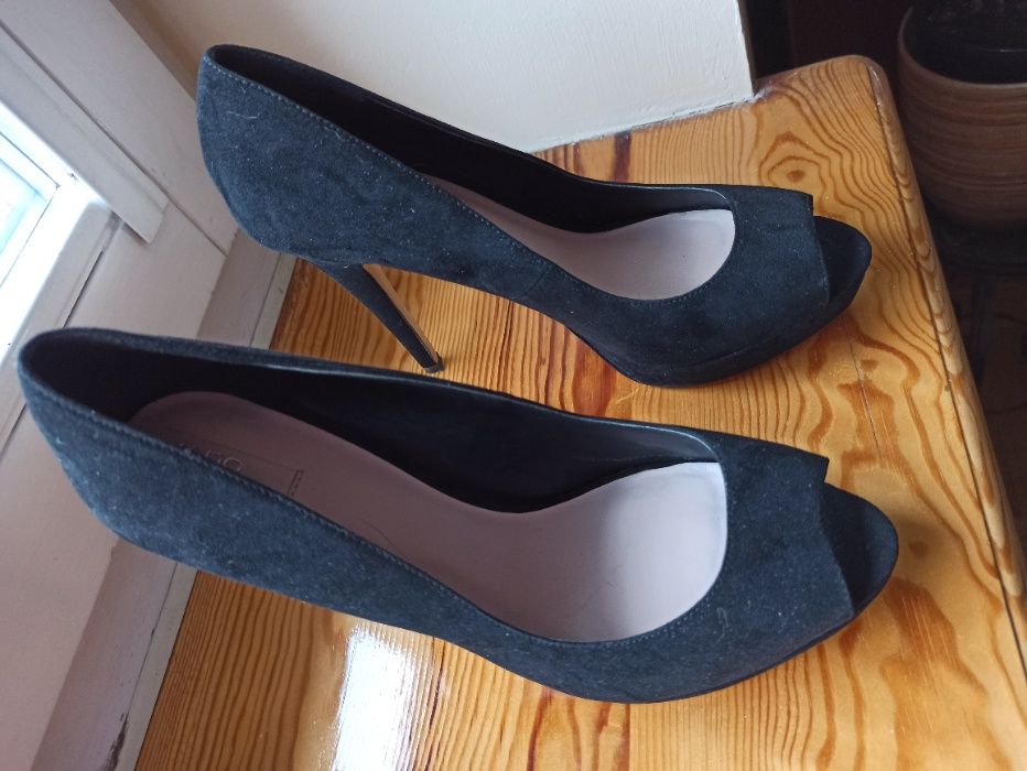 Buty szpilki platformy ALDO rozmiar 39