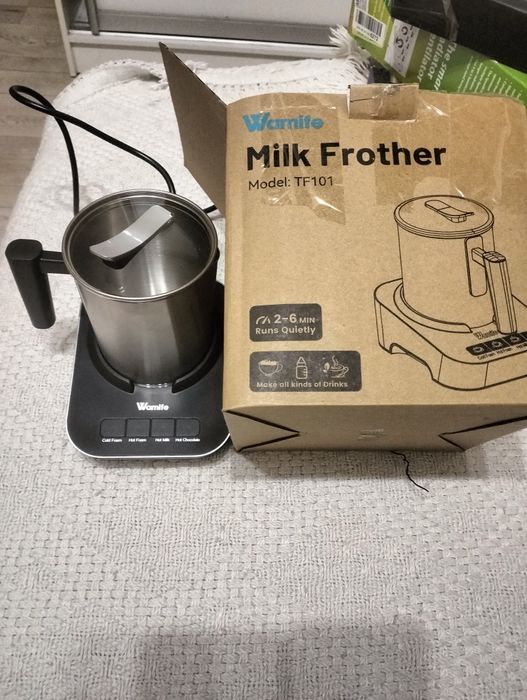 Капучінатор вспінювач для молока,шоколаду.