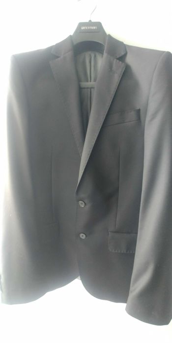 Czarny garnitur Recmam Seewil Platinum na szczupłego  r.182/88/86