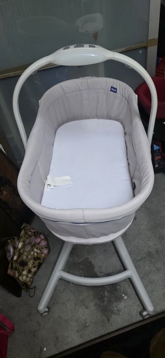 Chicco Baby Hug 4 em 1 – Como Novo (Berço, Espreguiçadeira e Cadeira
