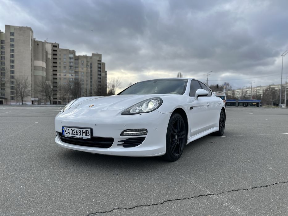 Porsche Panamera 4S 3.6, можливий обмін, в тому числі нерухомість з доплатою