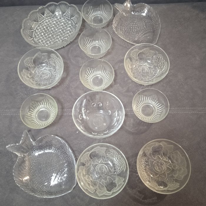 Скляний посуд Миски для салатів