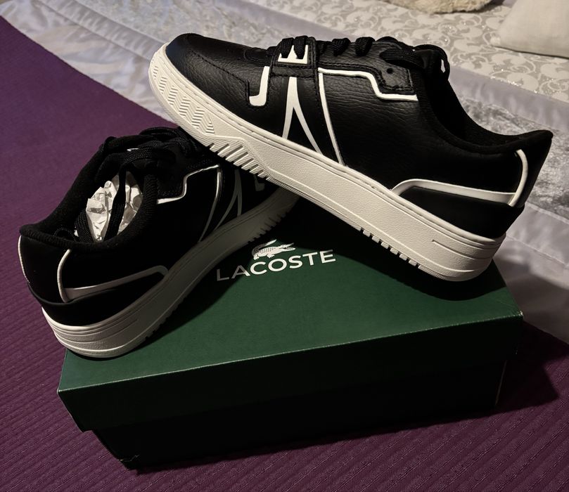 Sapatilhas Lacoste L001