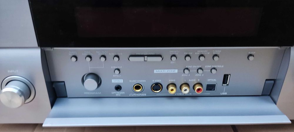 Yamaha RX-V3800 – amplituner 7.1. z pilotem