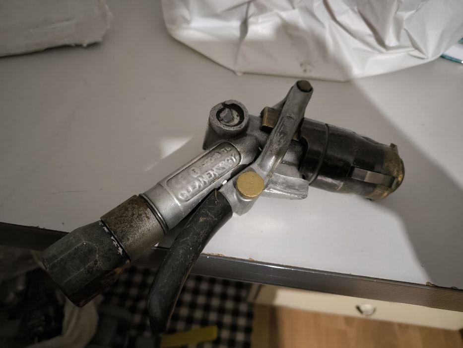 Продам заправочні газороздавальні LPG (Газові) Газ пропан пістолети