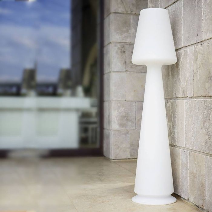 Candeeiro em polietileno