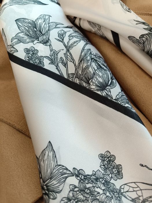 Chusta chustka apaszka nowa na szyję głowę do torebki jako kokarda kok