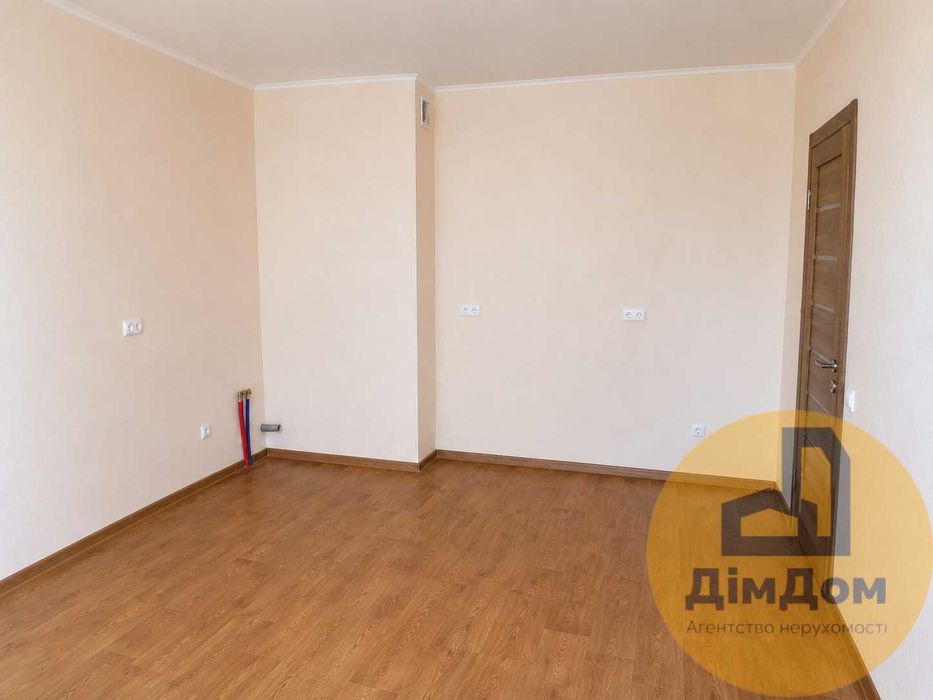 Продаж  3-кімнатної квартири / Ревуцького 54-Б / ст.м Харківська / 102 м2