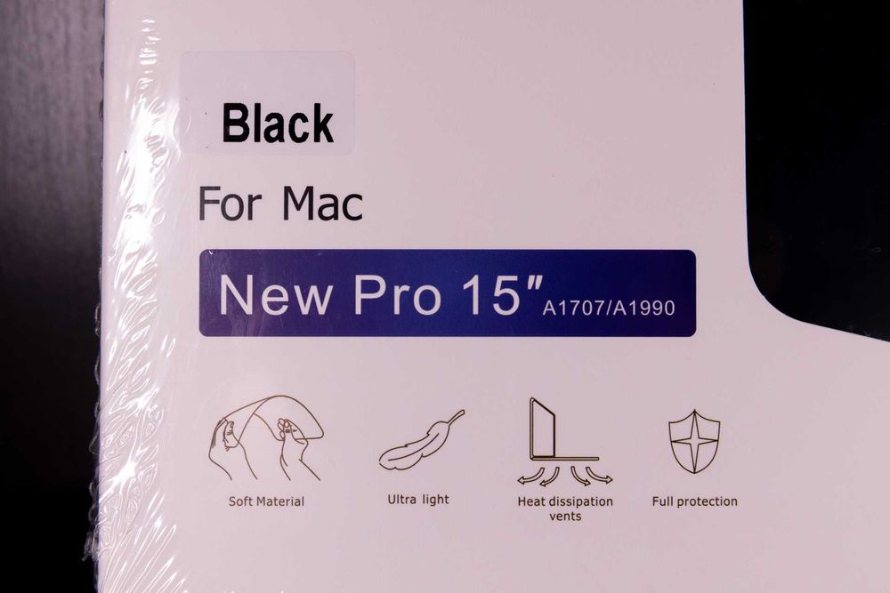 HardShell Case - Apple MacBook Pro 15" model: A1707/A1990