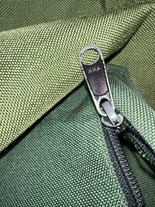 старий рюкзак куплений дуже давно в німечині bahnpolizei eastpak