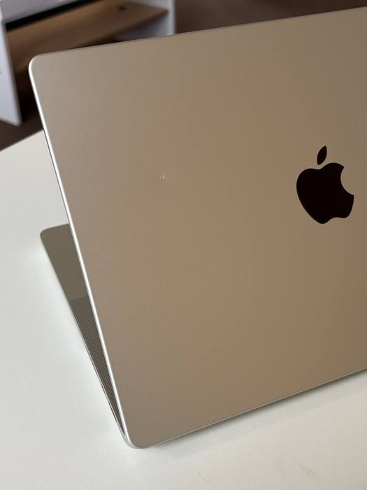 MacBook Pro 14” Silver 2021 MKGR3 M1pro, 16GB, 512SSD