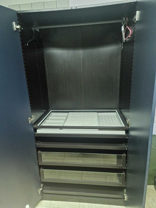 Roupeiro grande IKEA