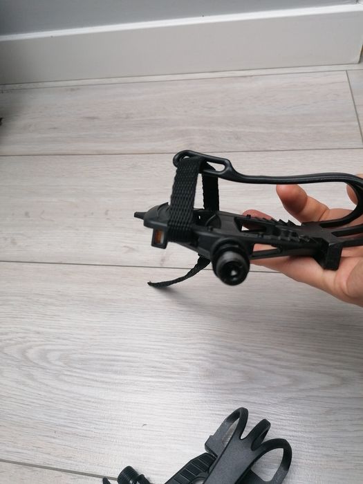 Pedały 1/2 cala koszyczek do roweru np woom 2 3 4 noski i paski